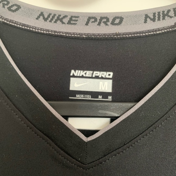 Nike Workout Shirt - Picture 5 of 5